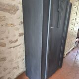 Art Deco cloakroom