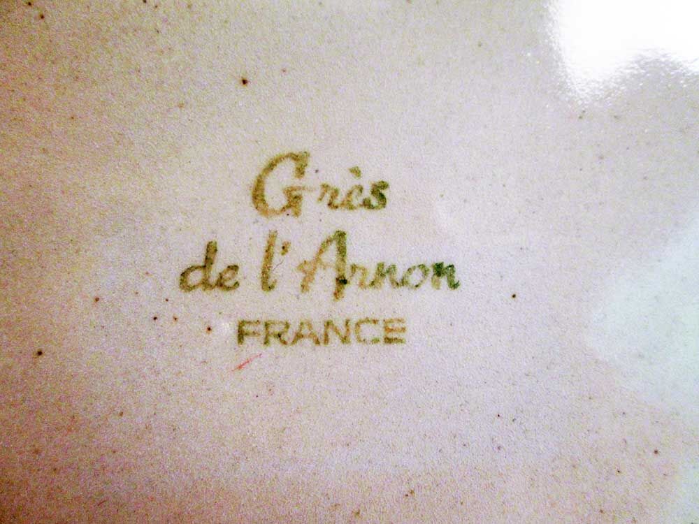 Teapot and chocolate maker in Arnon sandstone