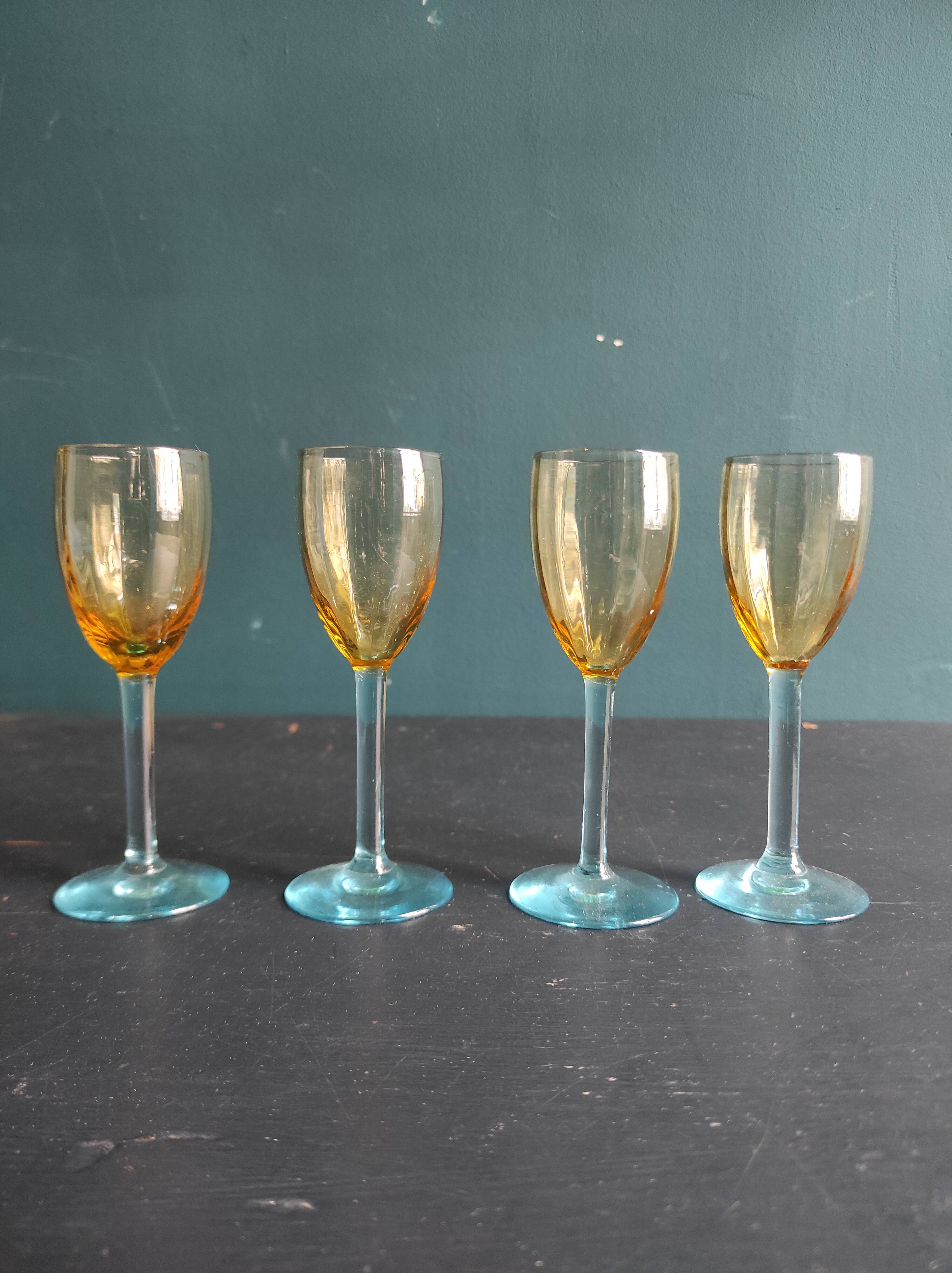 Set of 4 vintage French glasses for liquor