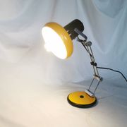 Articulated lamp in lacquered steel, Aluminor, France, 1980.