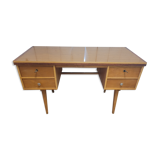 Scandinavian desk compass feet
