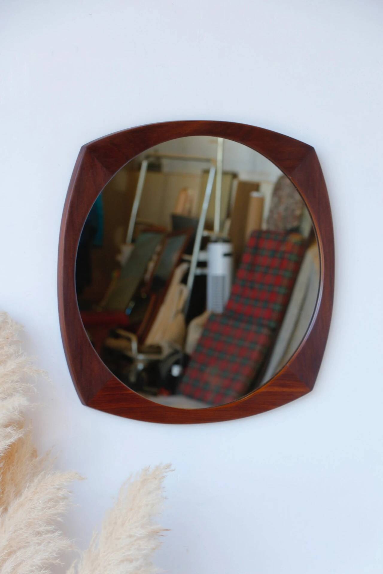 Vintage round mirror in solid teak – Scandinavian design 1960