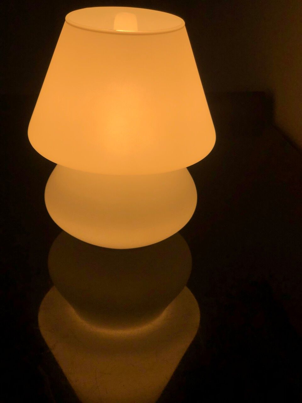 small mushroom lamp in white opaline