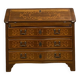 Commode scriban galbé style Louis XV en marqueterie de bois précieux vers 1900