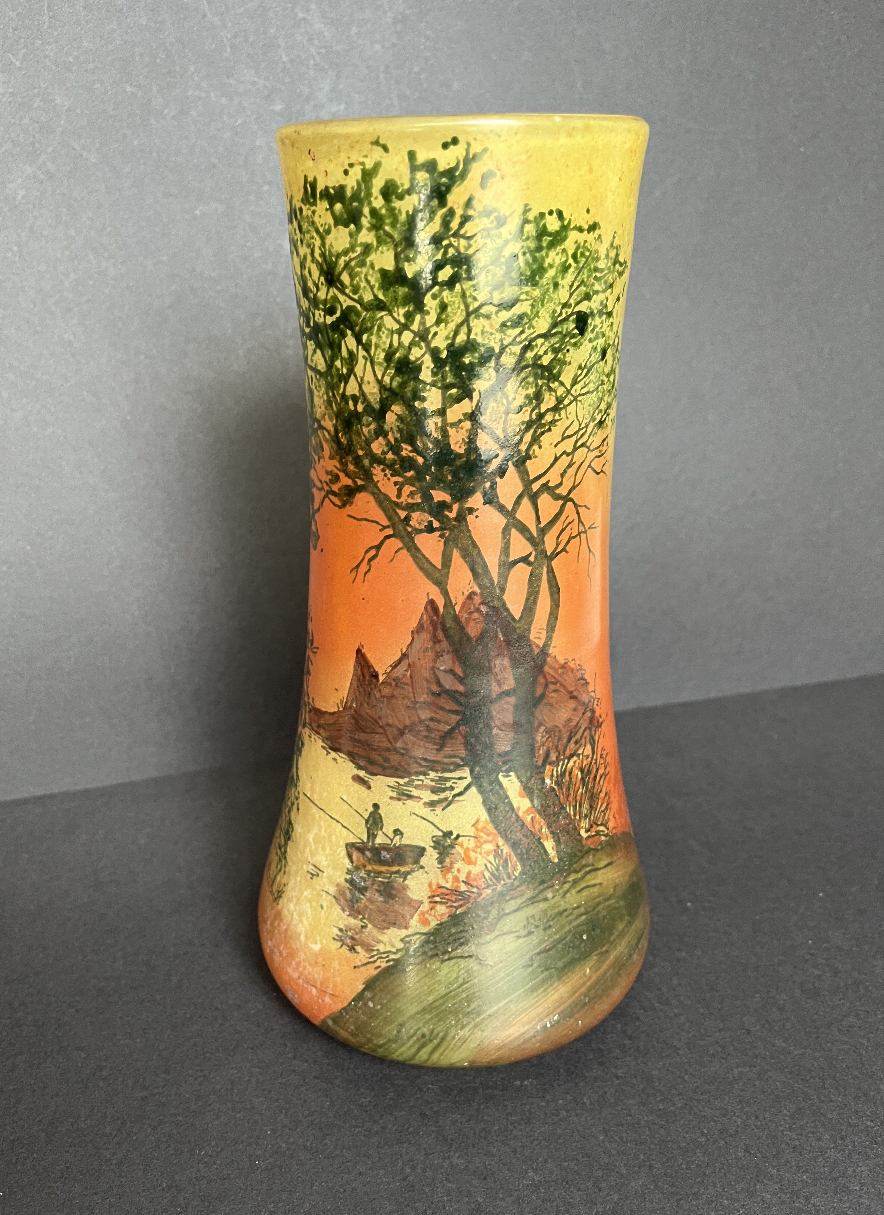 Vase en verre émaillé