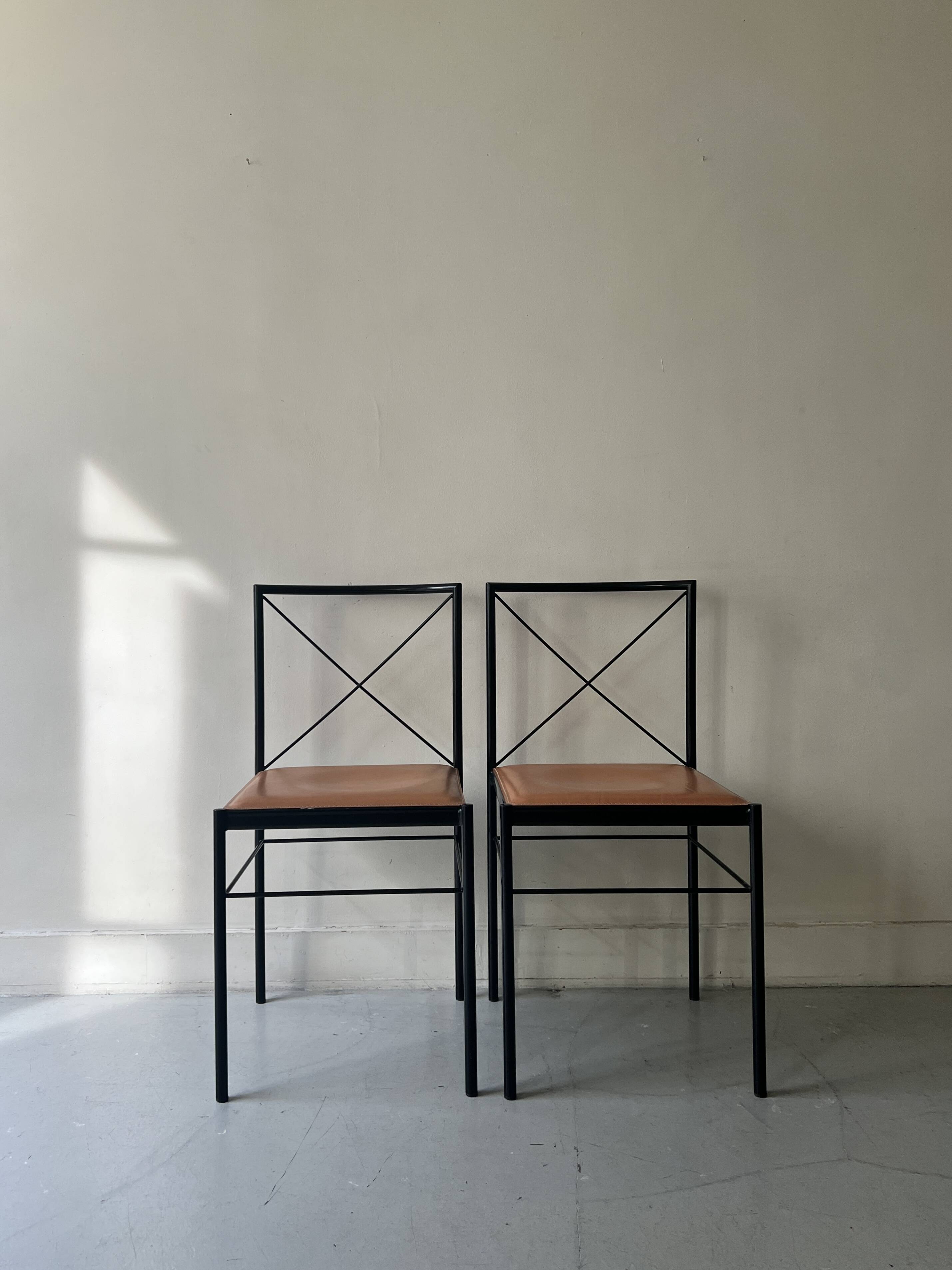 Set of 2 designer chairs in metal and cognac leather, Arrben Italy