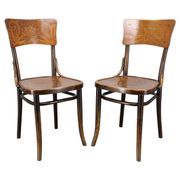 Pair of Thonet Art Nouveau bentwood chairs, Czechoslovakia, 1920s