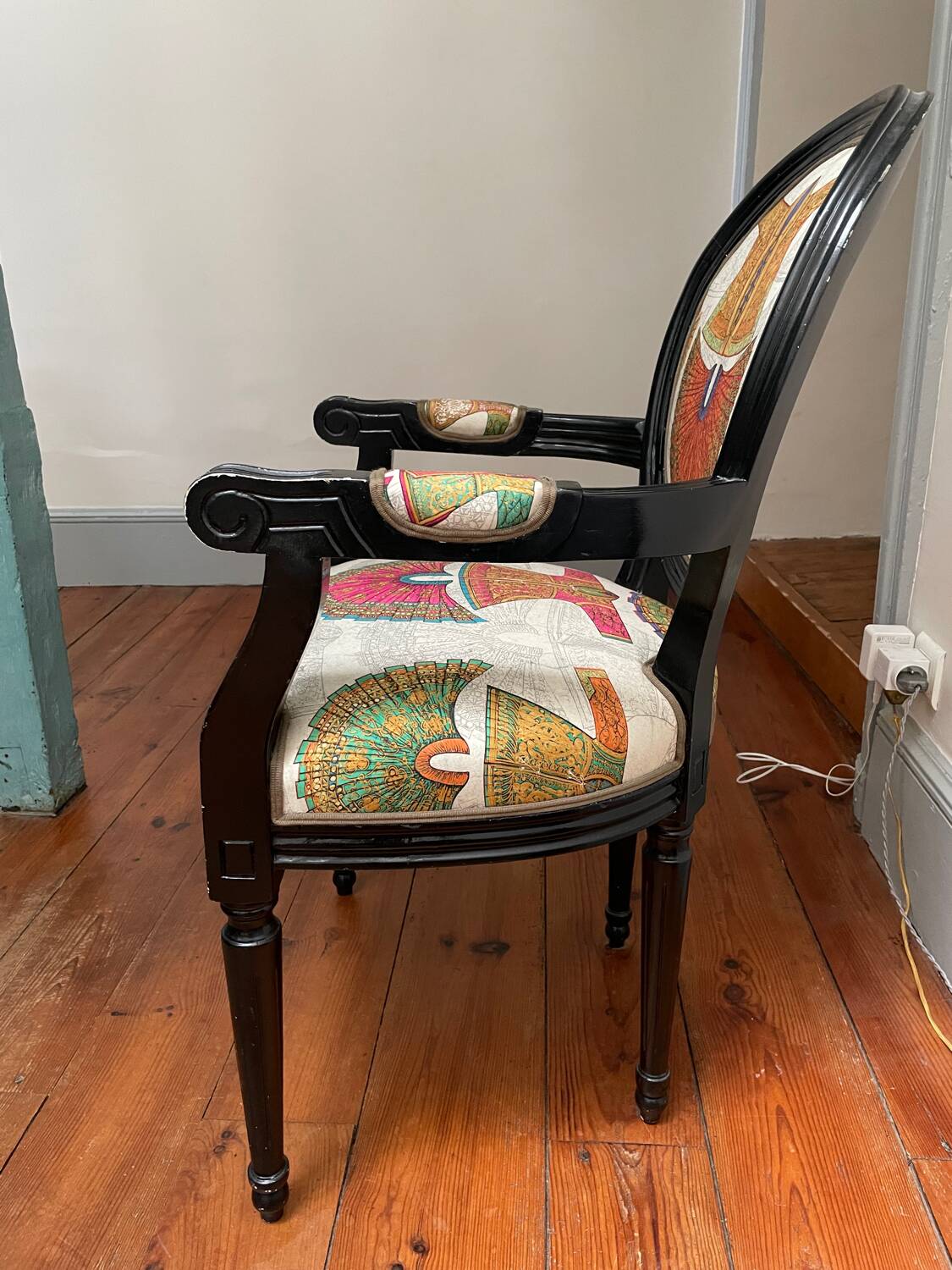 Fauteuil recouverte tissus PIERRE FREY