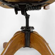 American swivel office armchair in oak, with leather seat, USA, Circa 1900