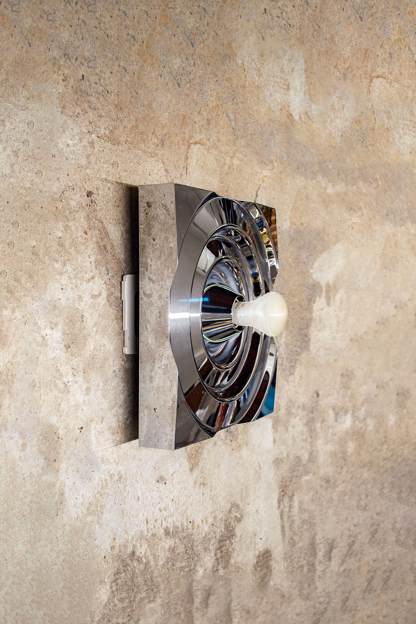 Model 4337 wall lamp by Isao Hosoe for Kartell, Italy 1972