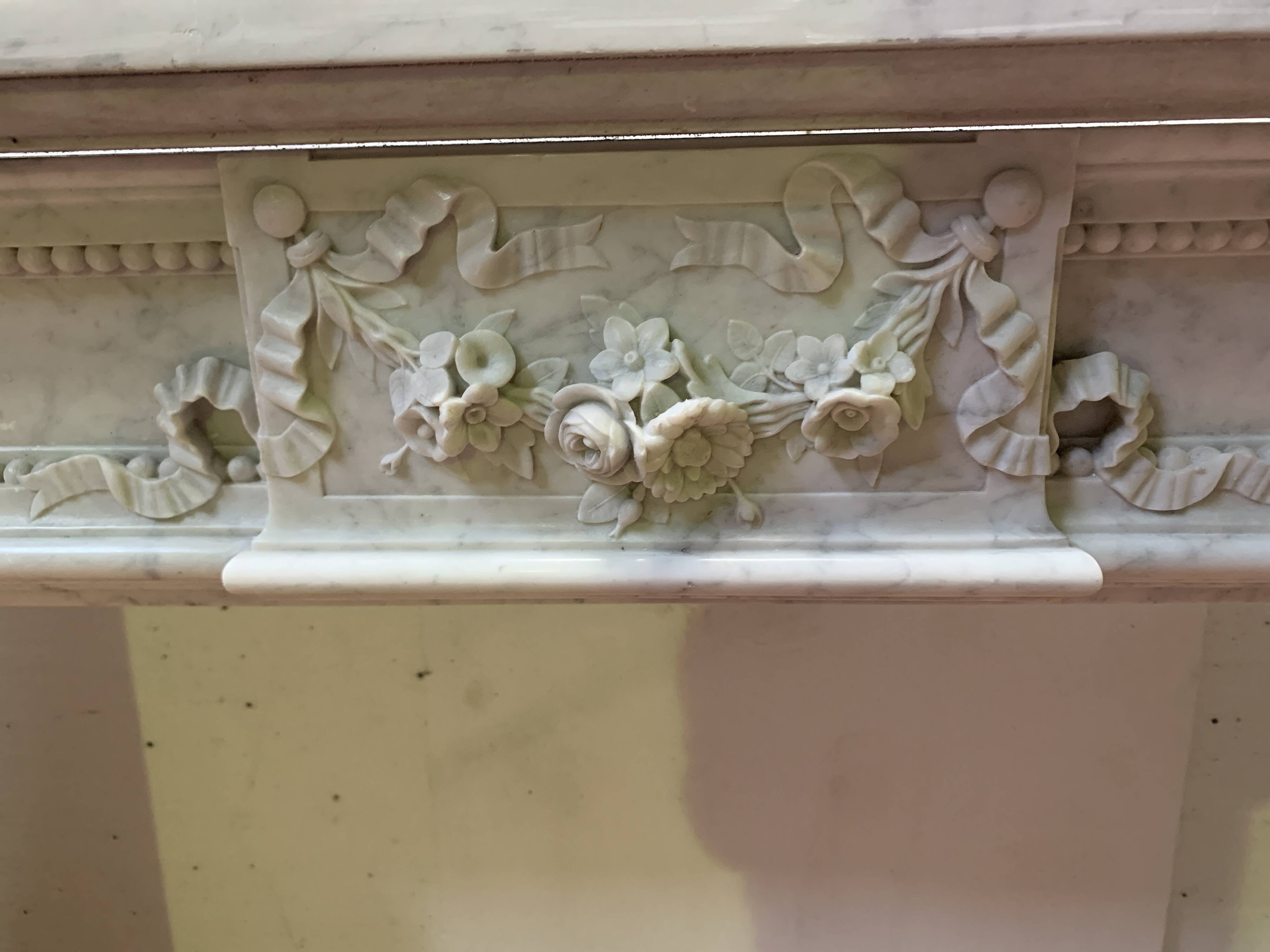 Louis XVI style fireplace in white Carrara marble, 19th century