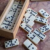 Old complete domino game
