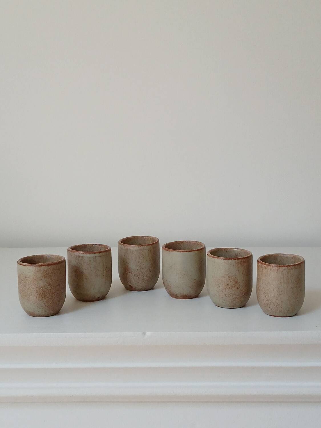 Set of 6 stoneware egg cups