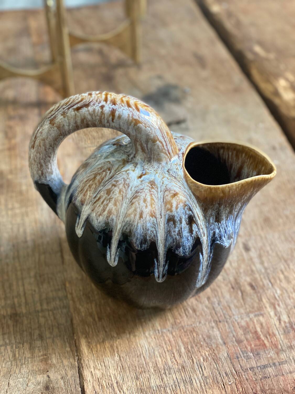 Pichet vintage en céramique émaillée