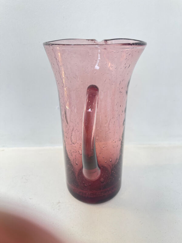 Pichet en verre soufflé rose améthyste vintage – bullé années 60/70