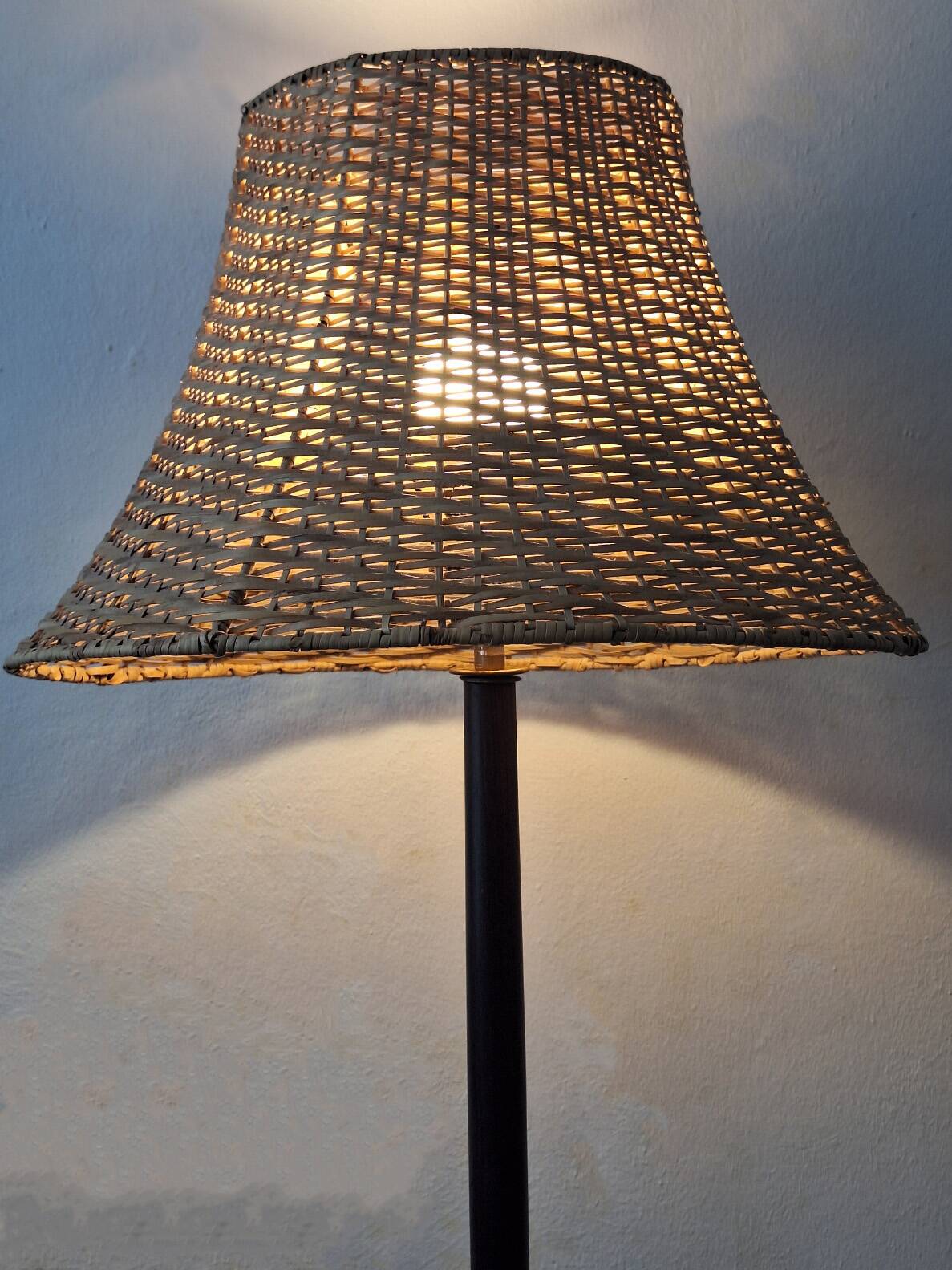 Rosewood mid century floor lamp with rattan shade, Sweden 1960s