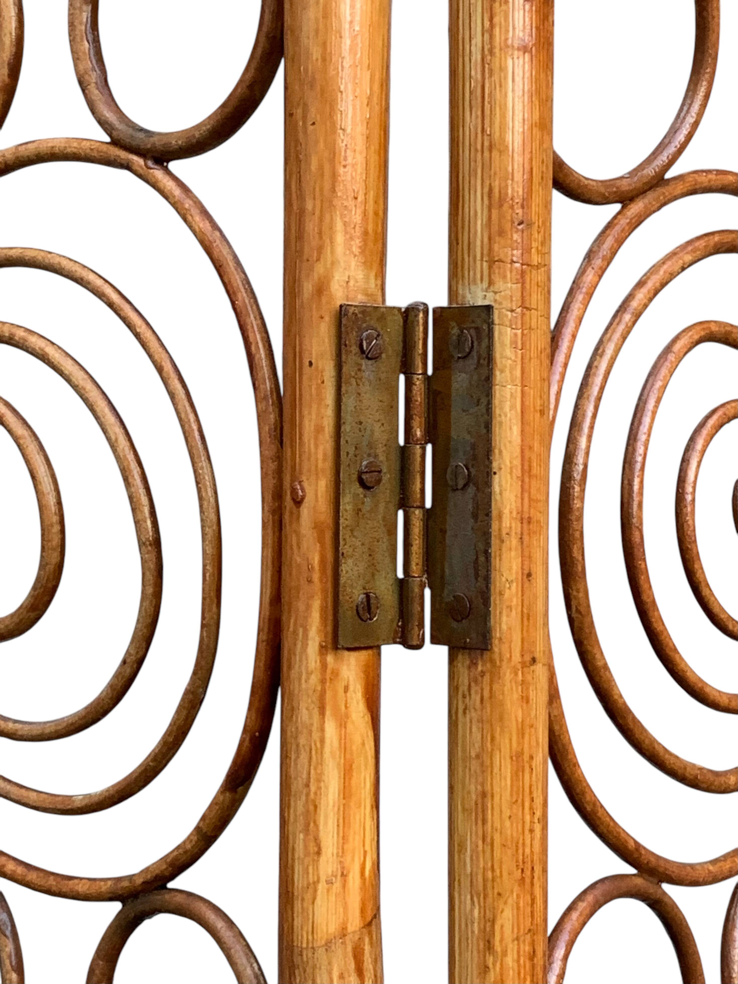 Vintage 1960s Curved Rattan Screen