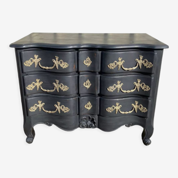 Black and brass chest of drawers