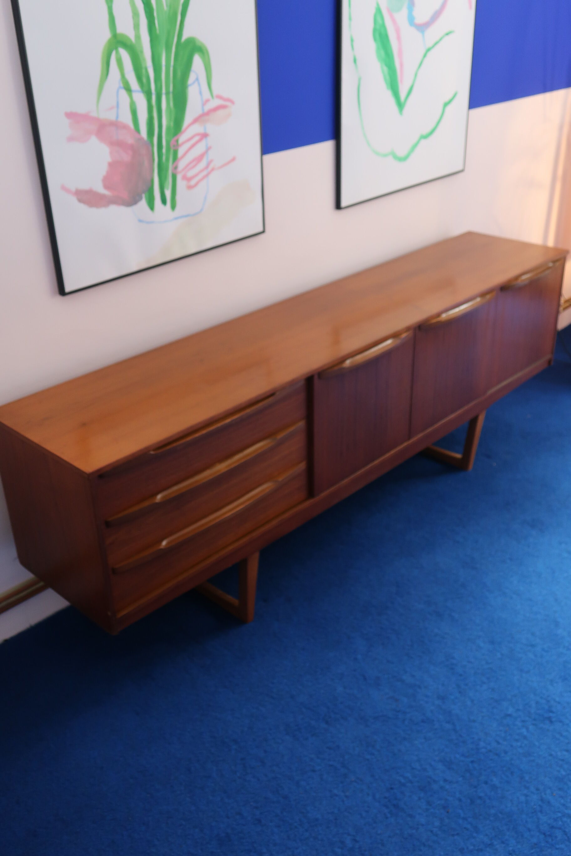 Teak sideboard of the 60s U-shaped base