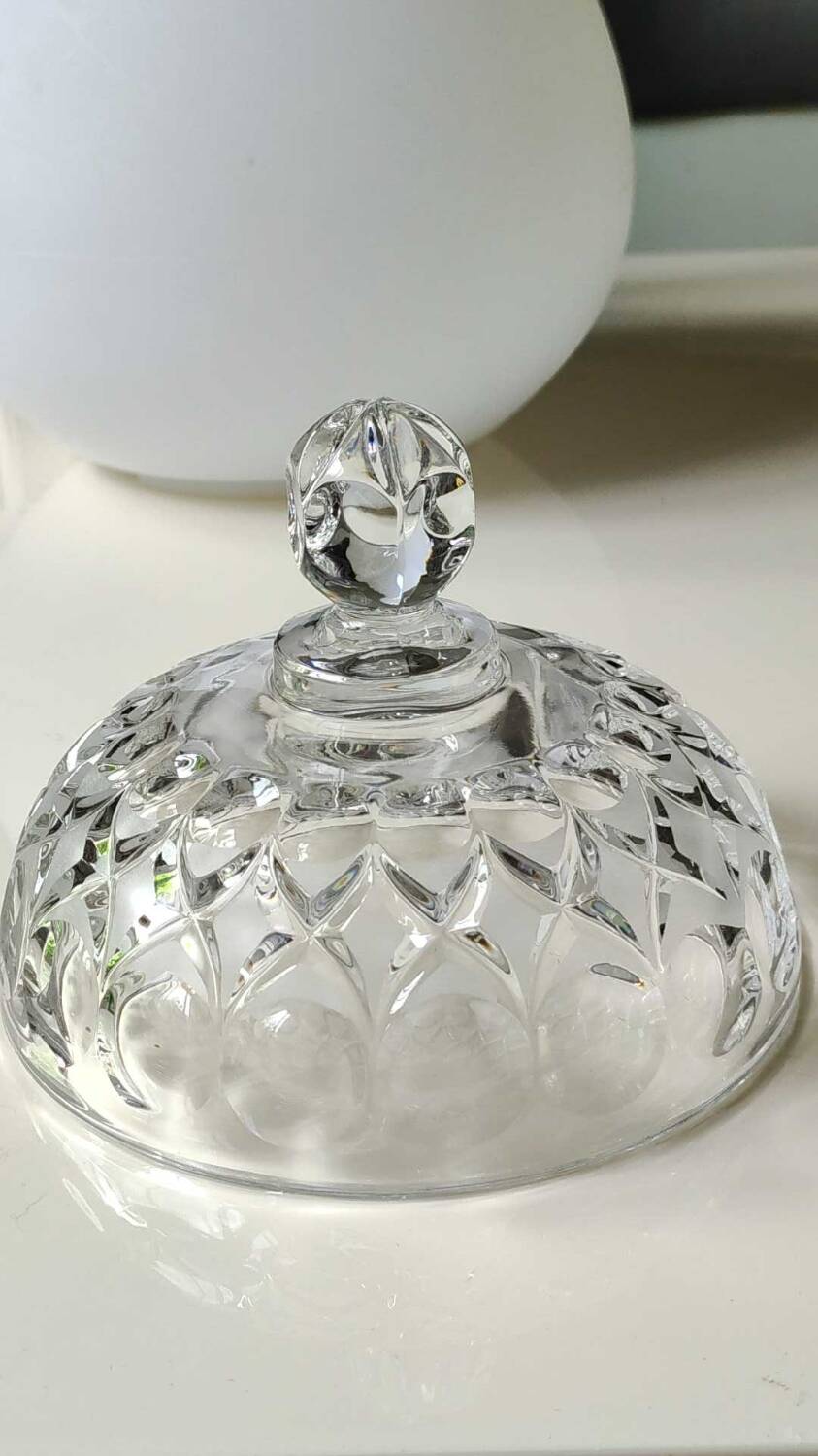 Butter dish/Cheese bell. Dome/Nachtmann shape. Crystal. Diameter 19 cm