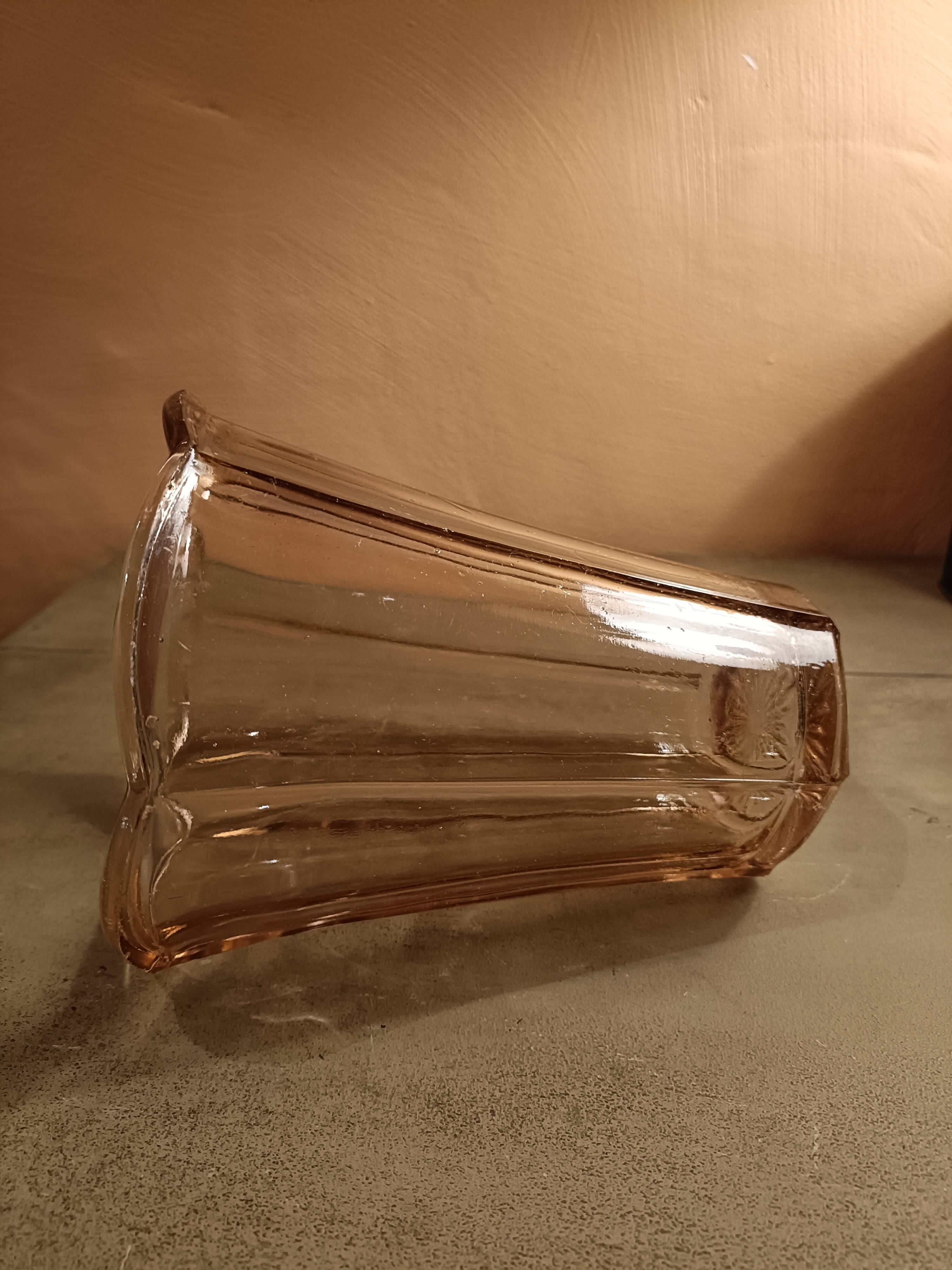 Pink glass "flower" vase