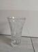 Vase en cristal taillé à décor de fleurs