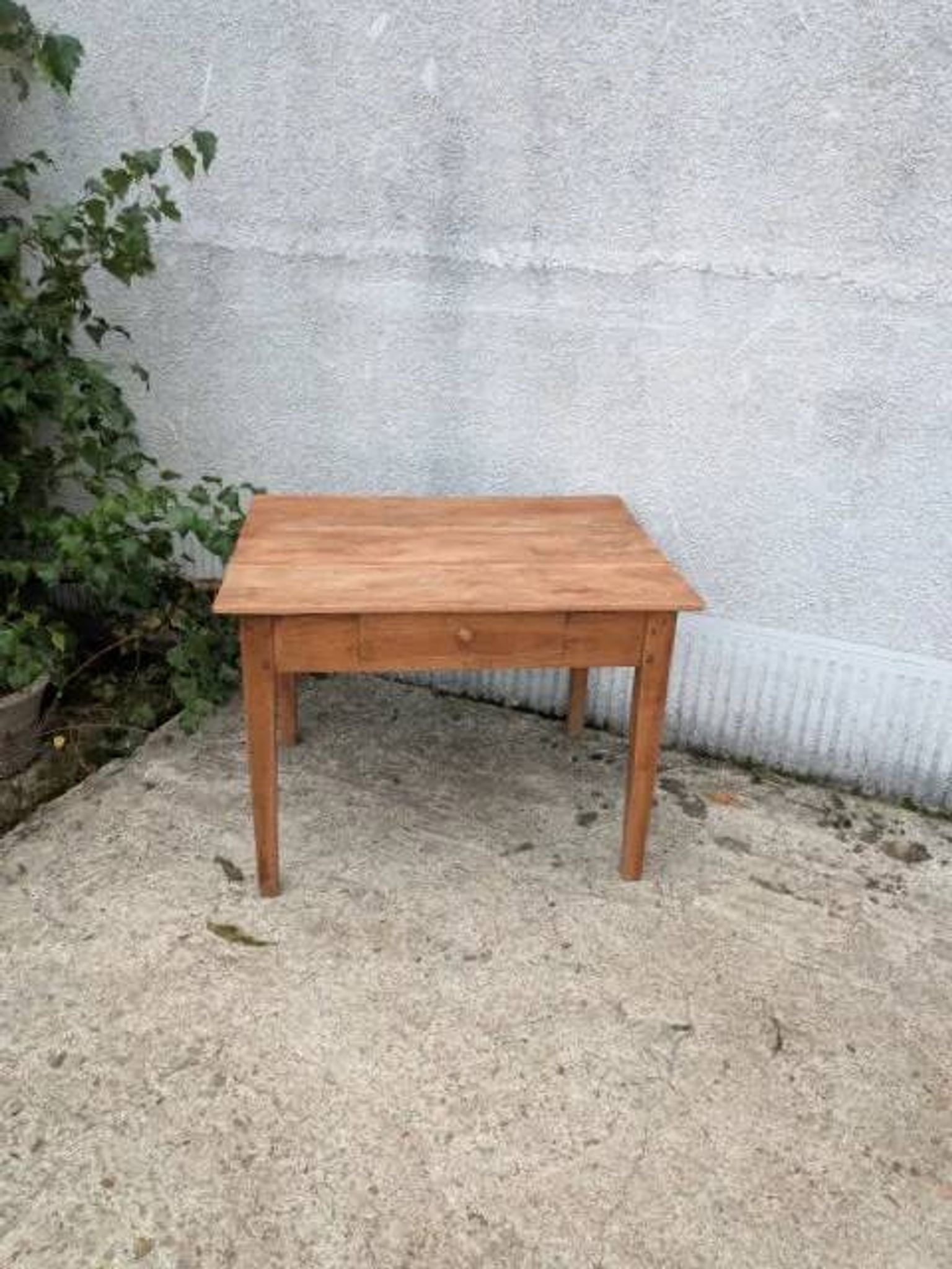 Coffee table