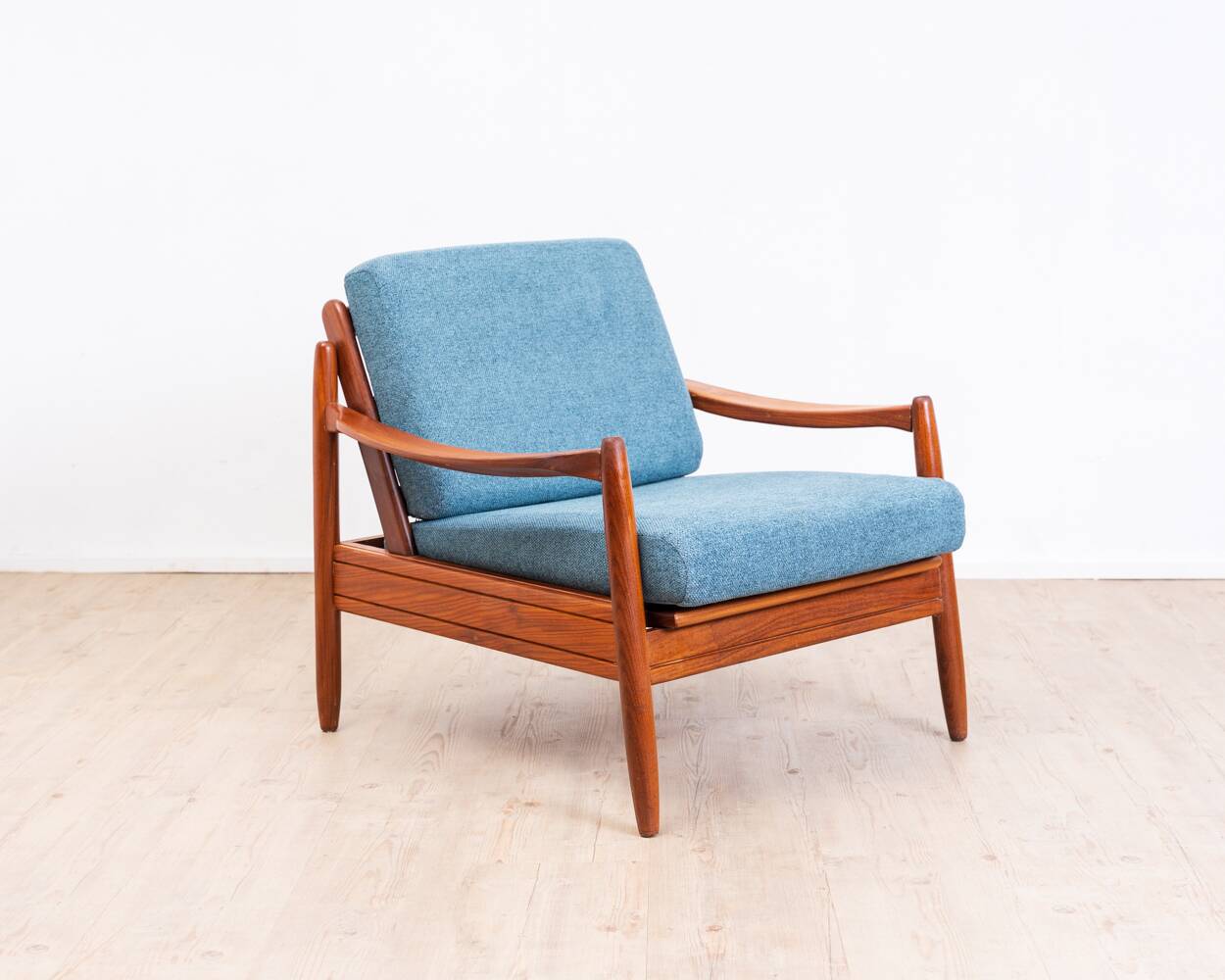 Fauteuil Teak années 60 Bleu