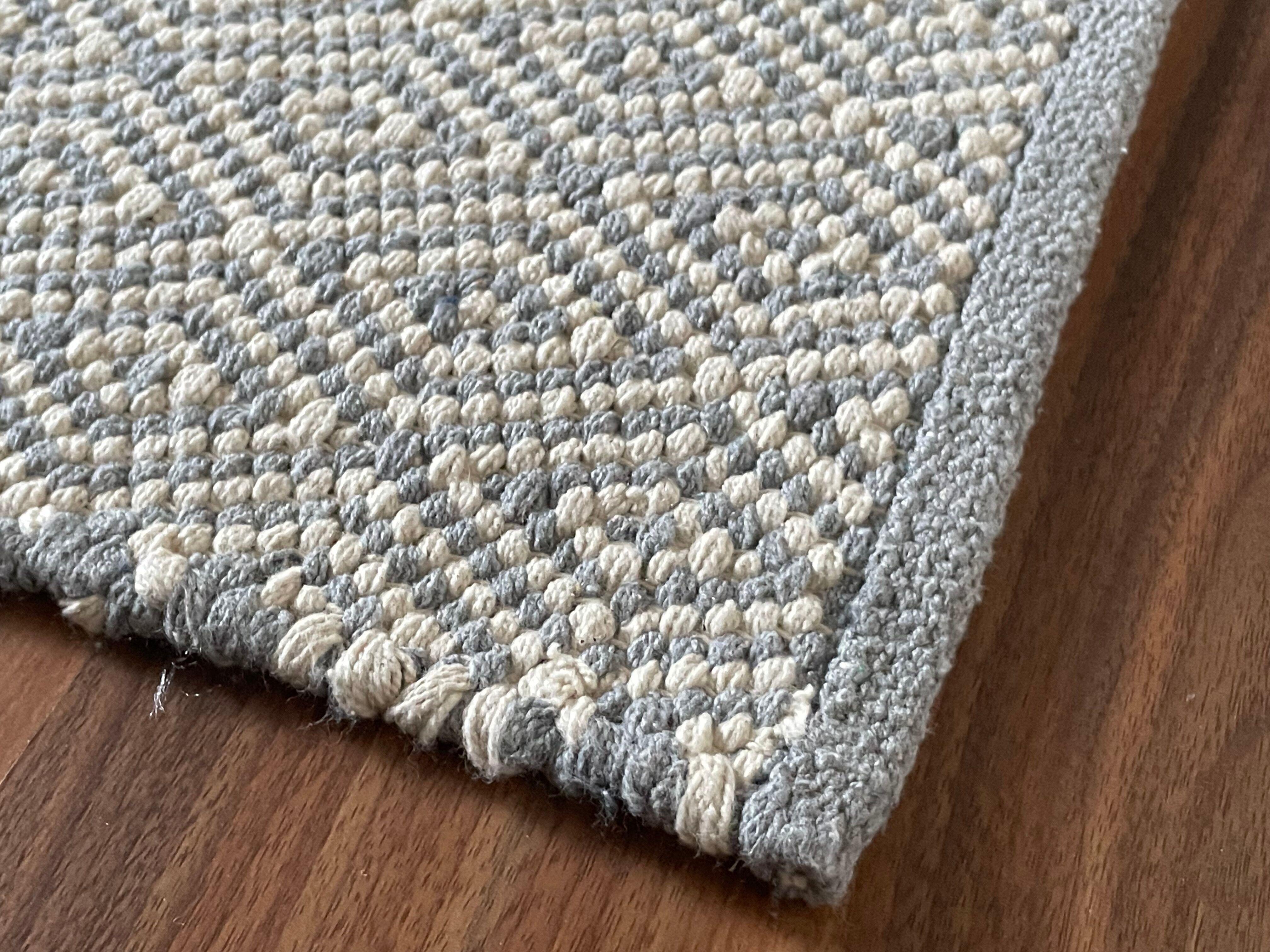 19 x 48 Inc. - Handwoven Cotton, Geometric Pattern, Indian, Handmade, Small, Area, Floor, Rug\Carpet