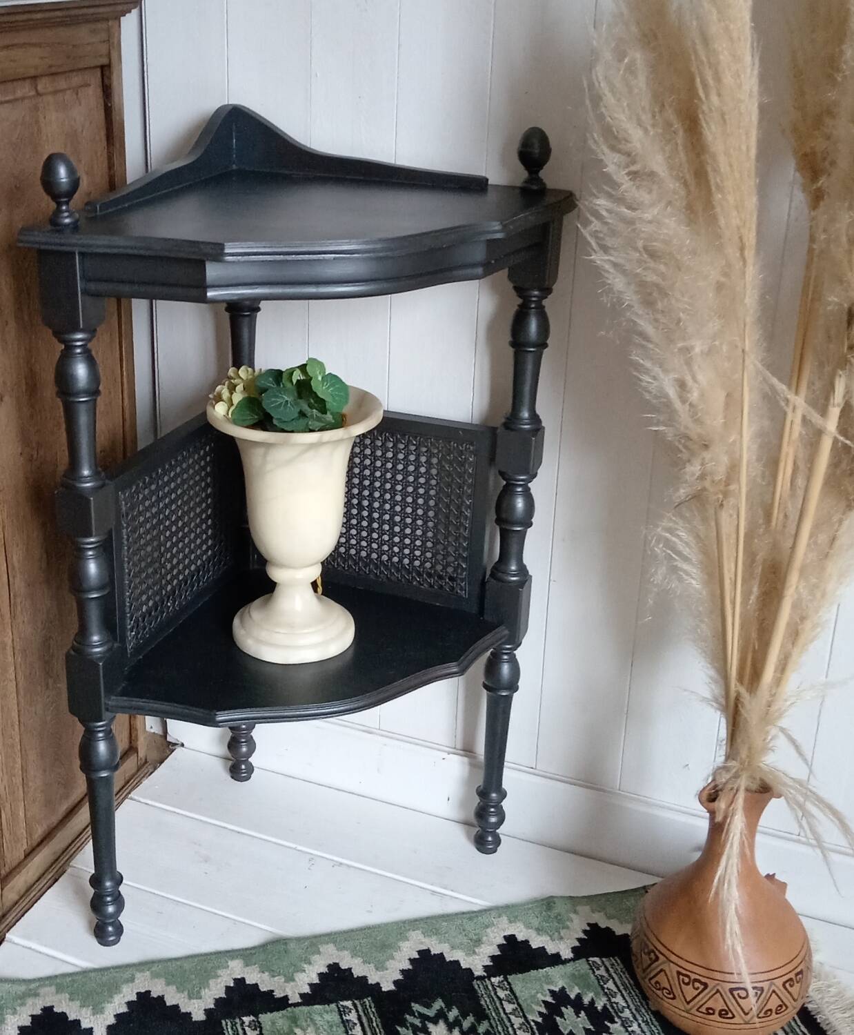 Étagère d'angle / Meuble d'angle
