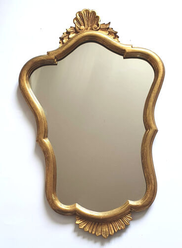 Miroir en bois doré  70 cm