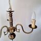 Lampe classique en laiton de style hollandais de couleur bronze doré