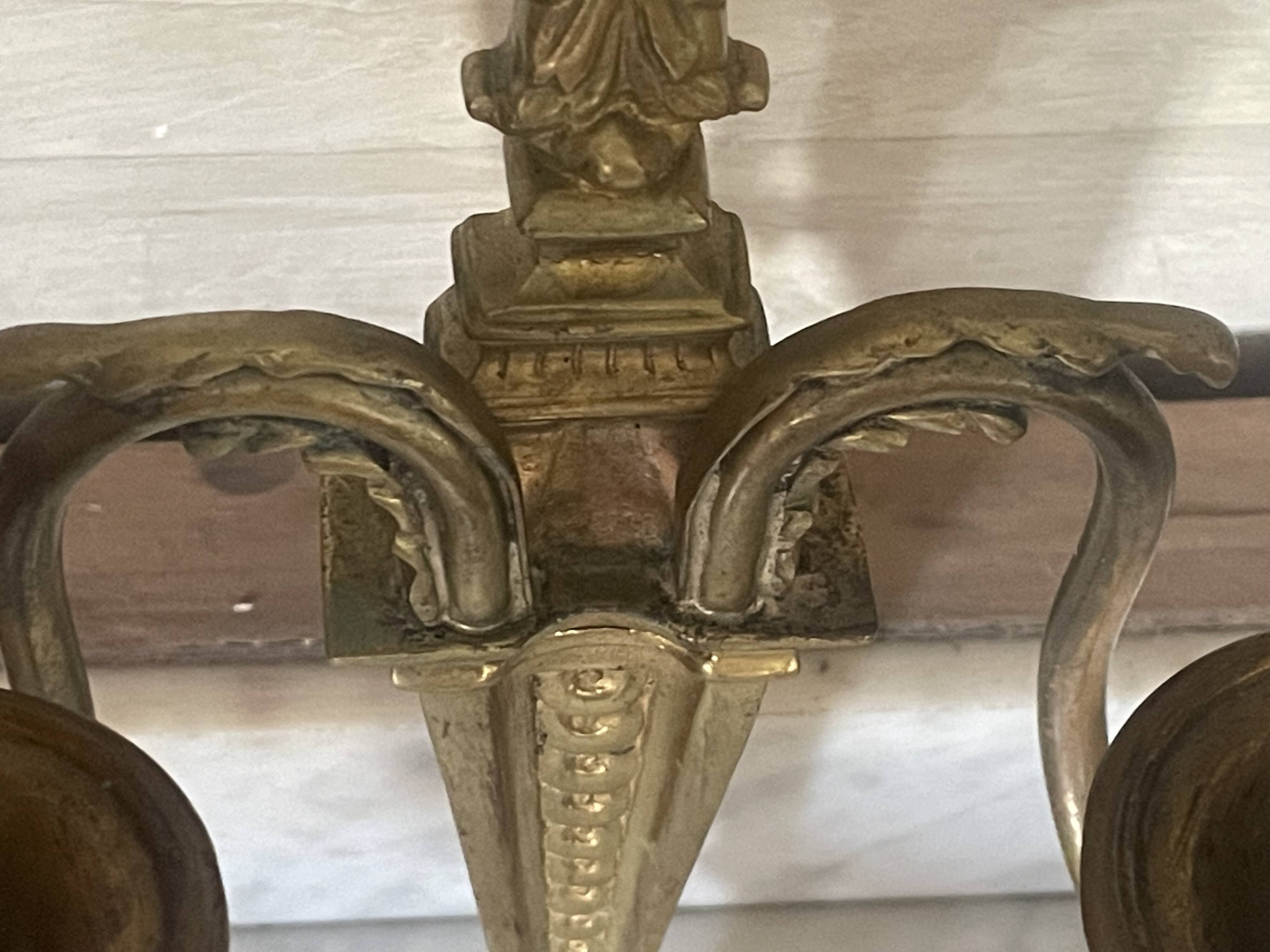 Pair of wall lights in brass and gilded bronze, Arnold Montrose Ltd, Lo