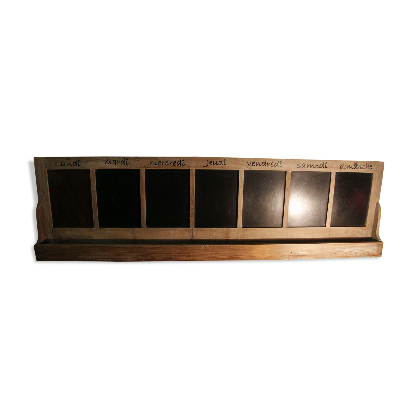 Semainier with shelf or storage