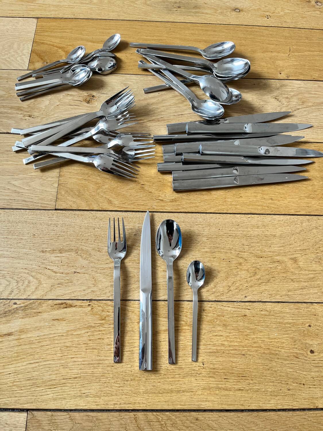 Cutlery set 48 pieces LE Philippe Starck