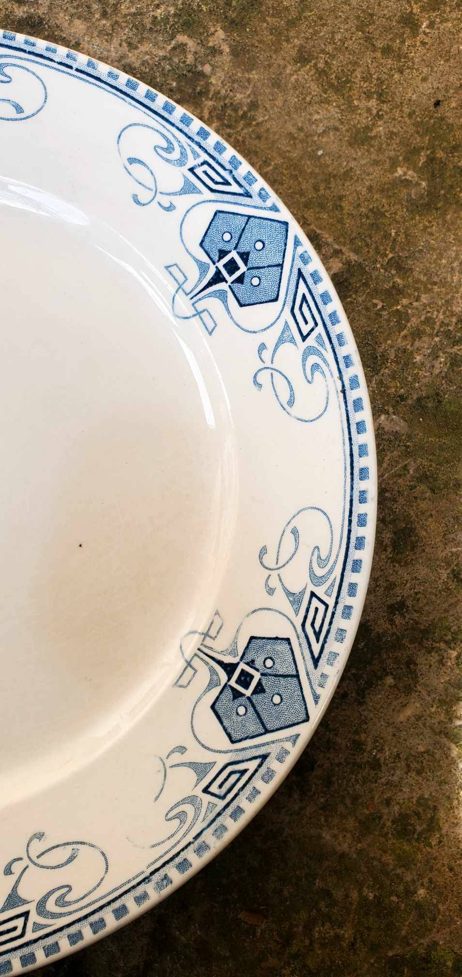 U&C Sarreguemines flat plate Germaine model