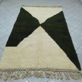 Handmade Berber rug 250cm x 150cm