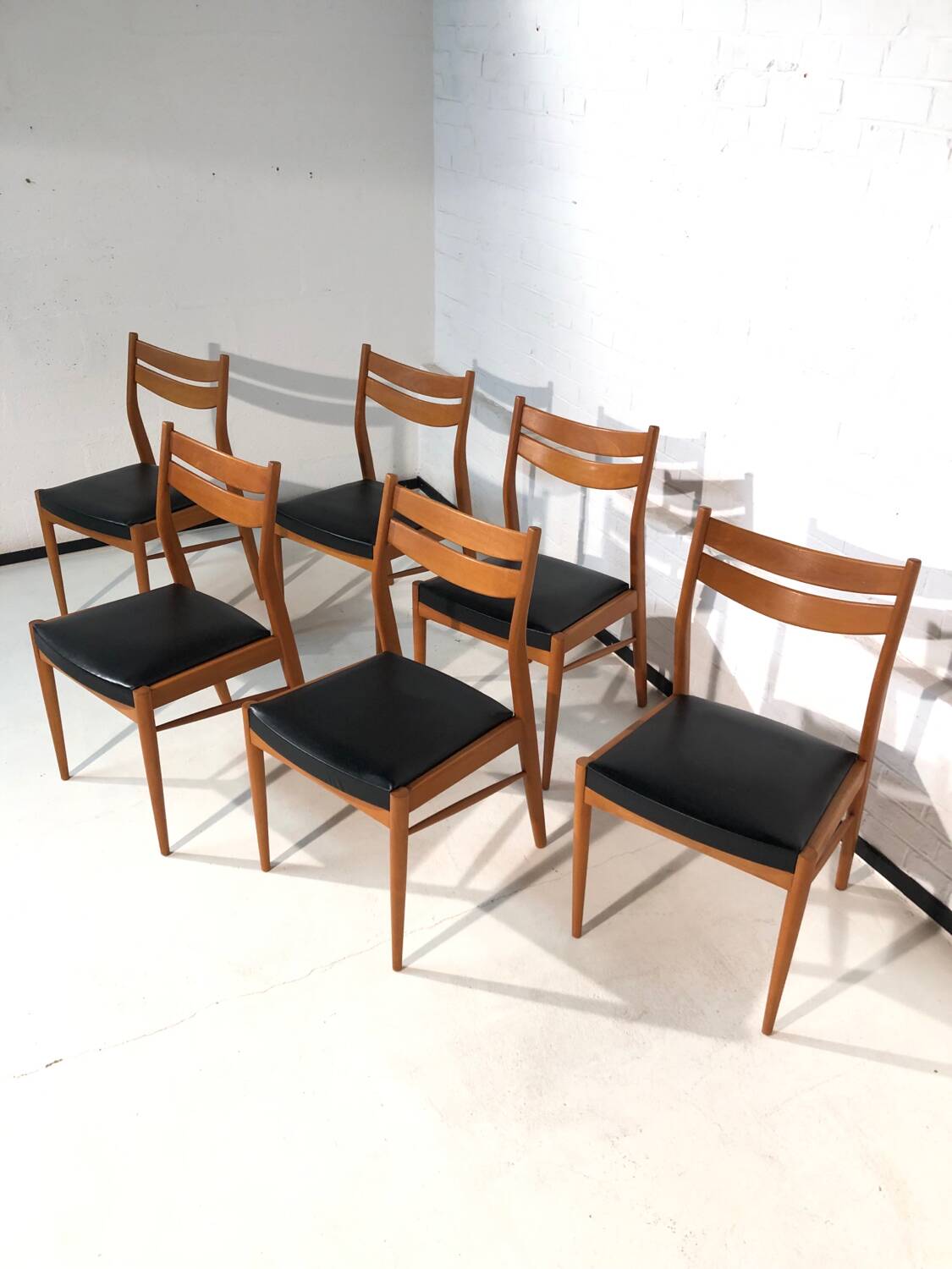 6 chaises vintage des années 60