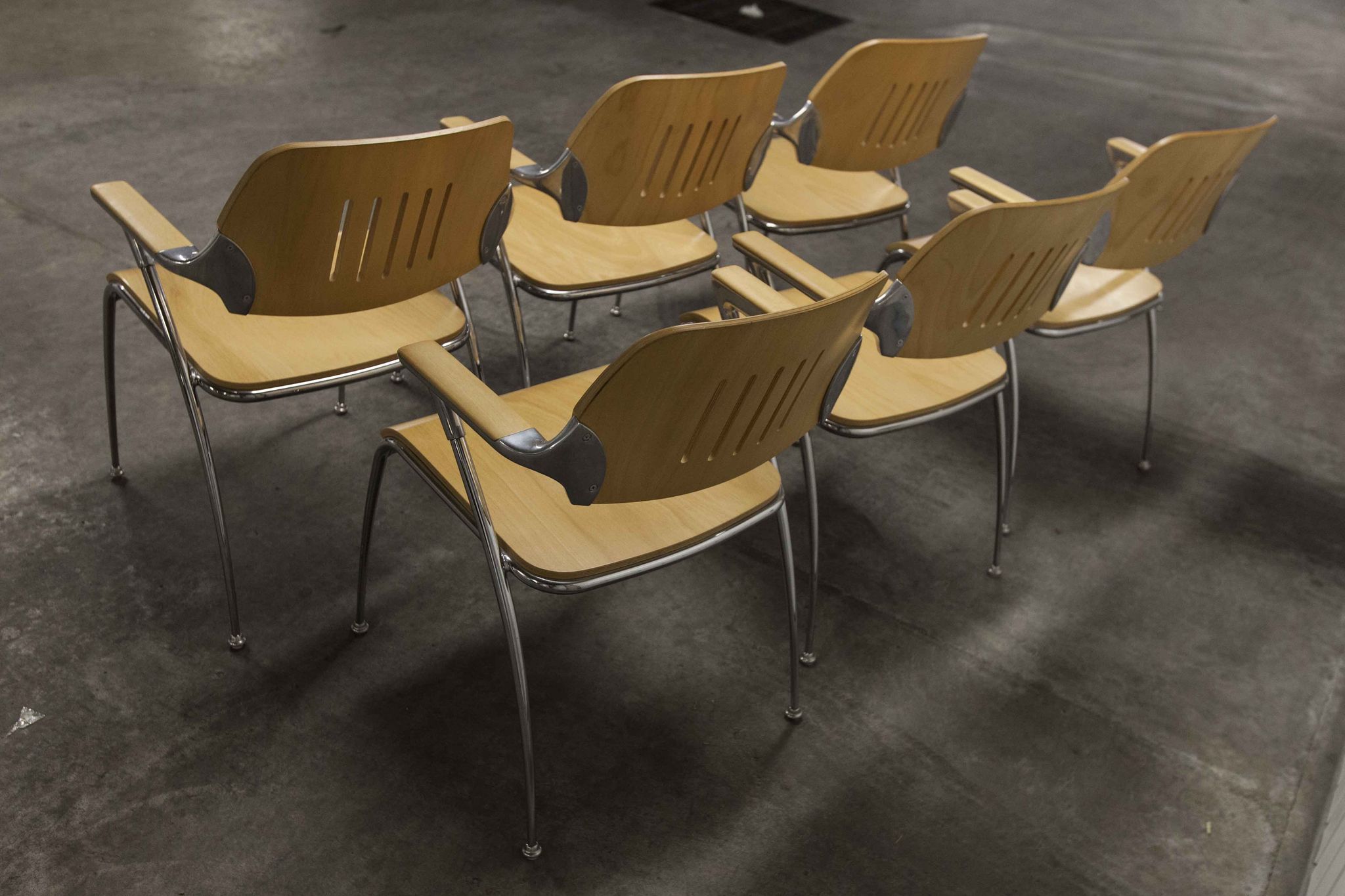 Lot of 6 "Golf" model chairs designed by Francesco Zaccone for the Brunner brand