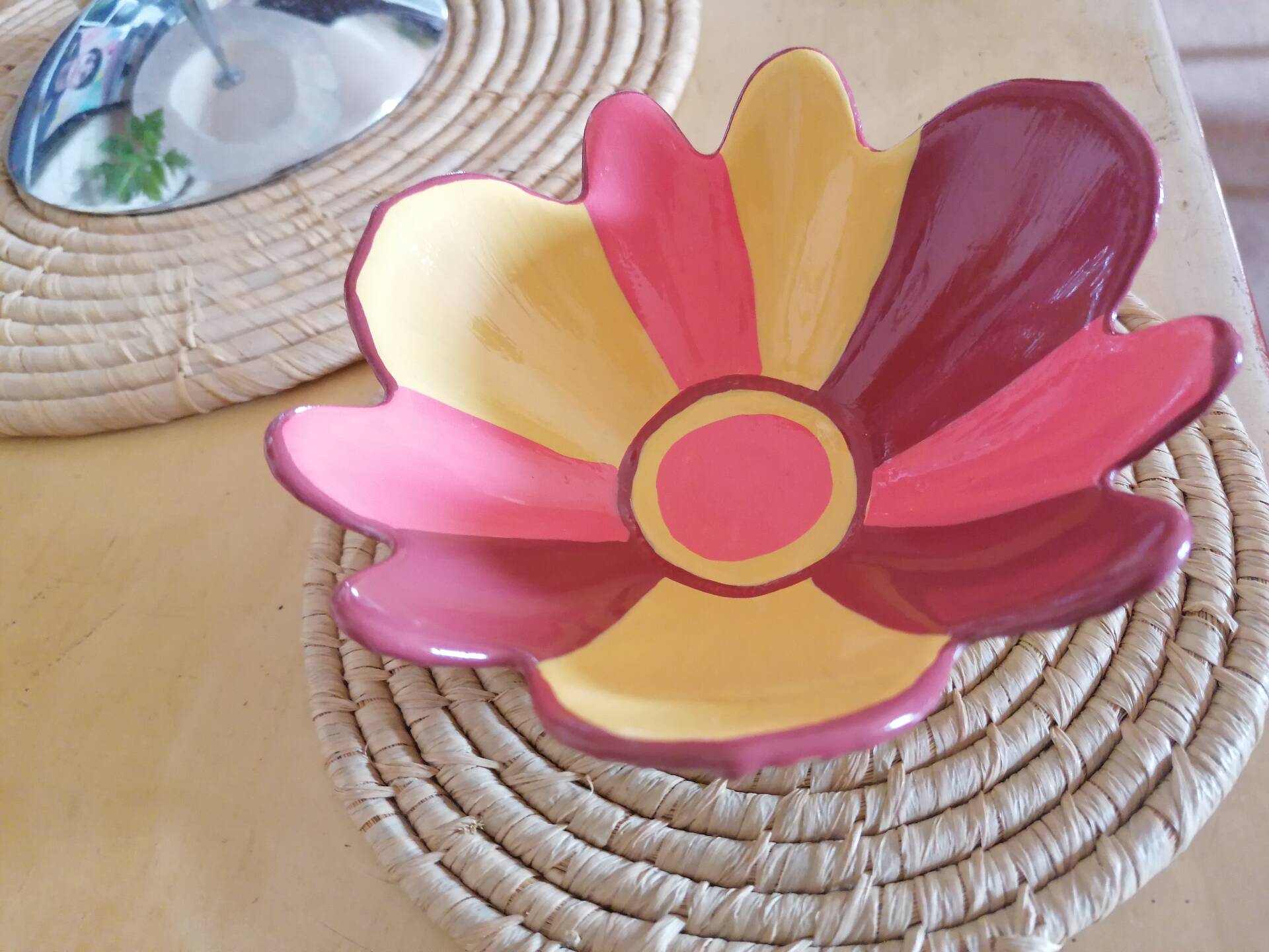 Vide-poche coloré peint à la main acrylique et vernis