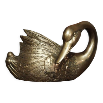 Empty swan pocket or brass pot cover