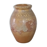 Jar in varnished sandstone