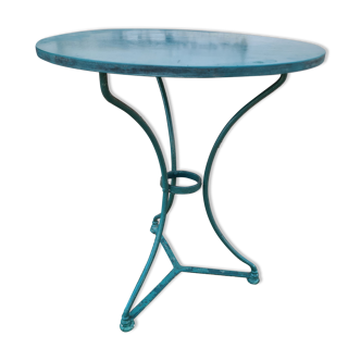 Green garden table