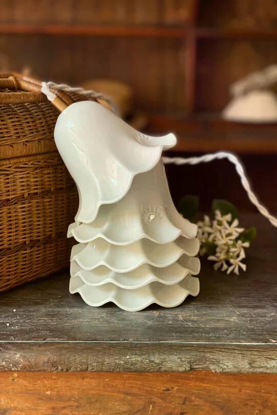 LILI - Enameled Porcelain - Portable Lamp