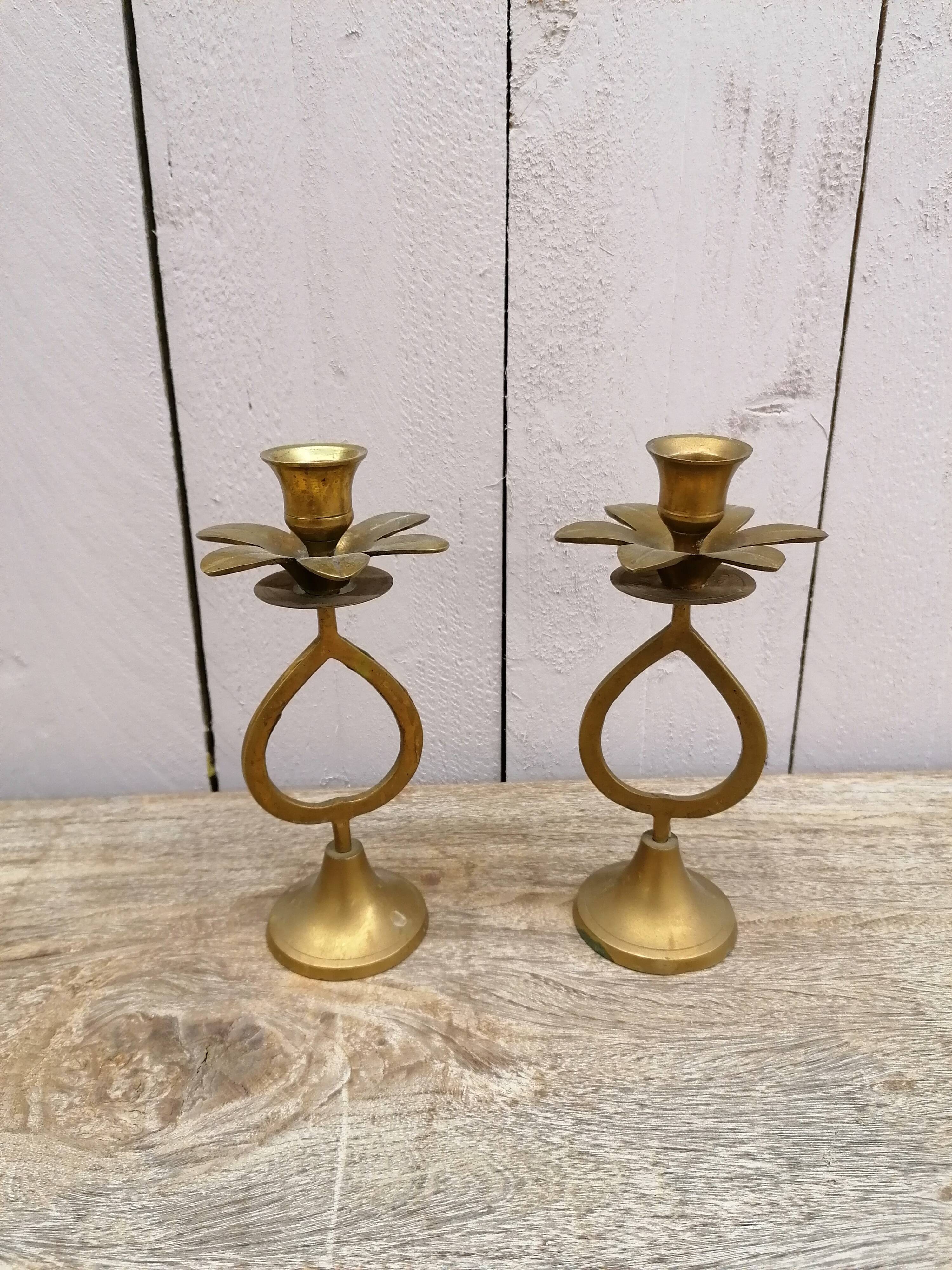 Palm candle holders