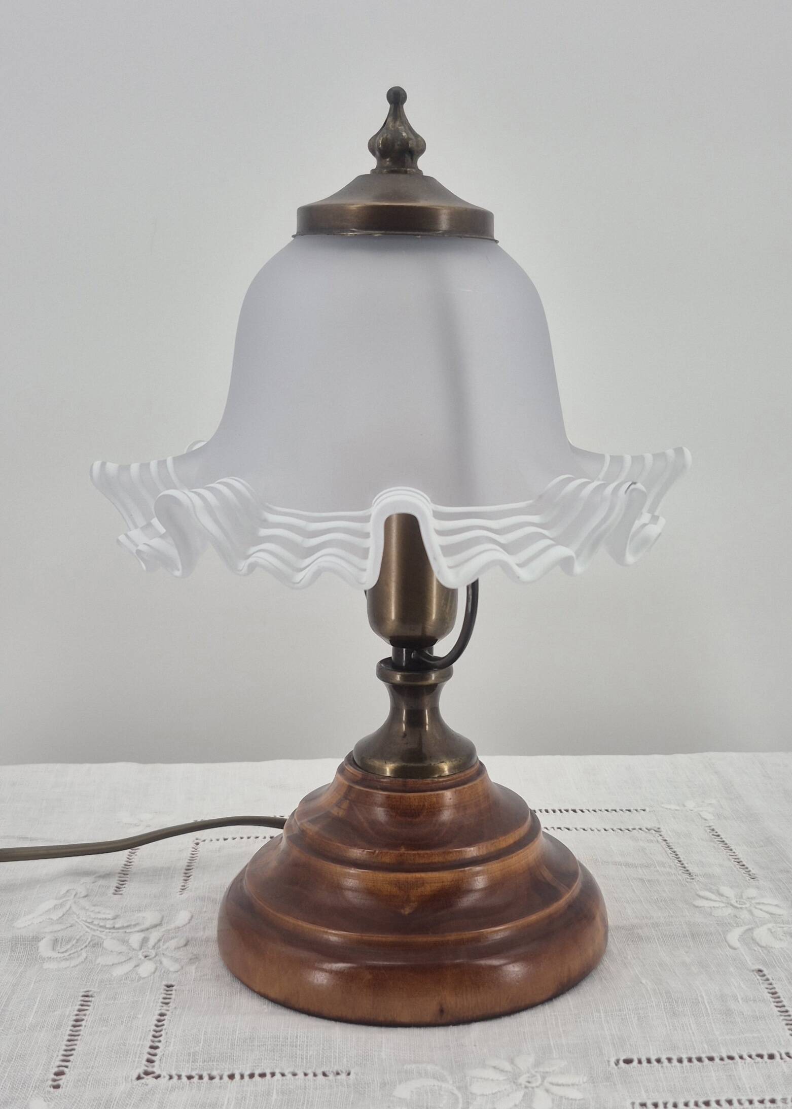 Lampe à poser vintage abat jour tulipe
