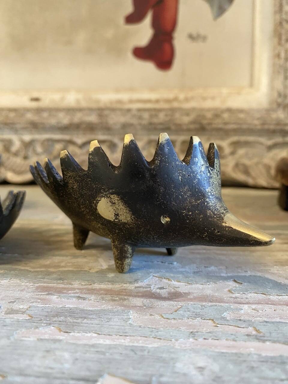 Hedgehog nesting ashtray/trinket dish in brass, attributed to Walter Bosse, for Hertha Baller, Austria 1950s.
