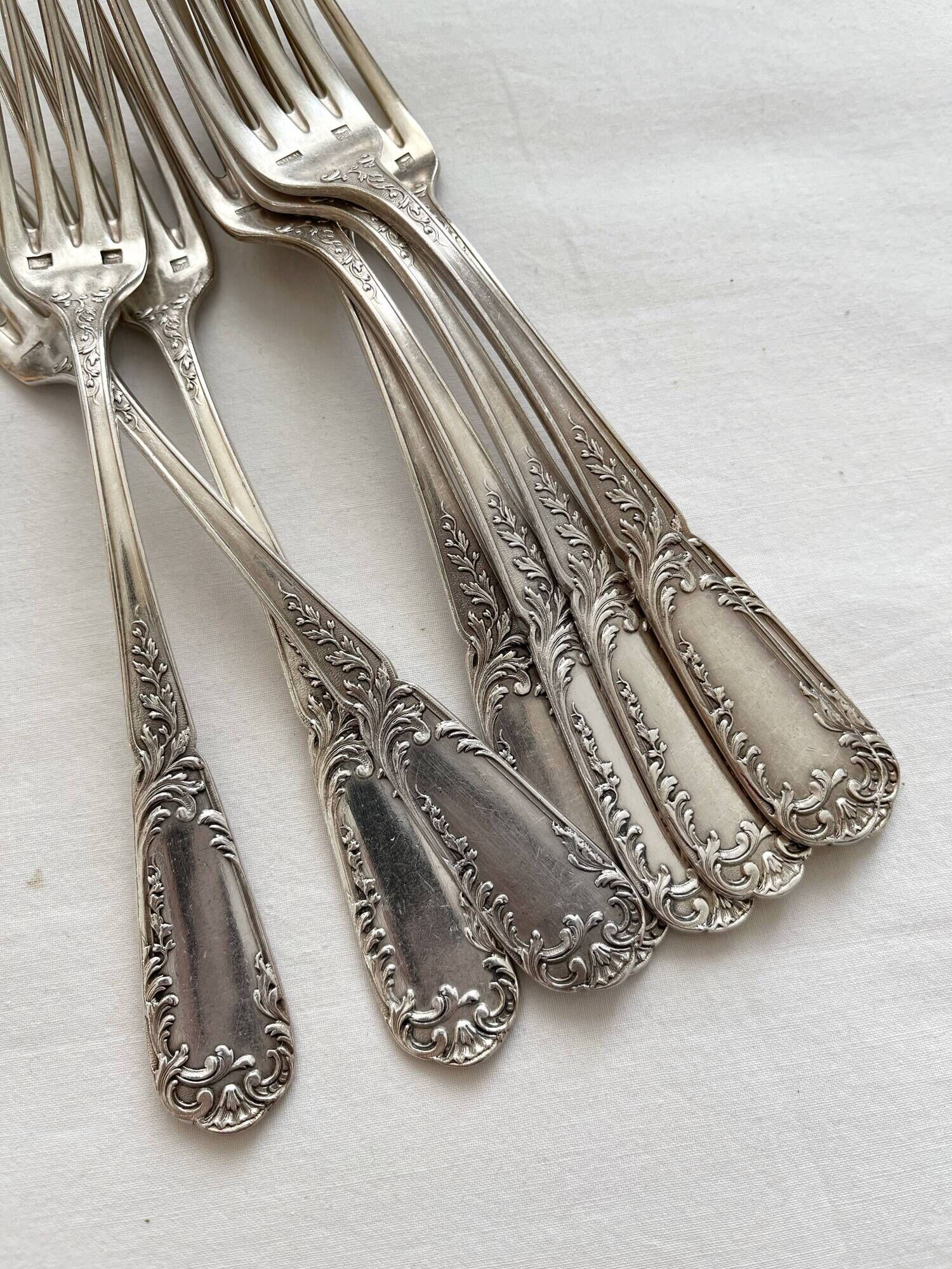 Set de 8 fourchettes en métal argenté sfam