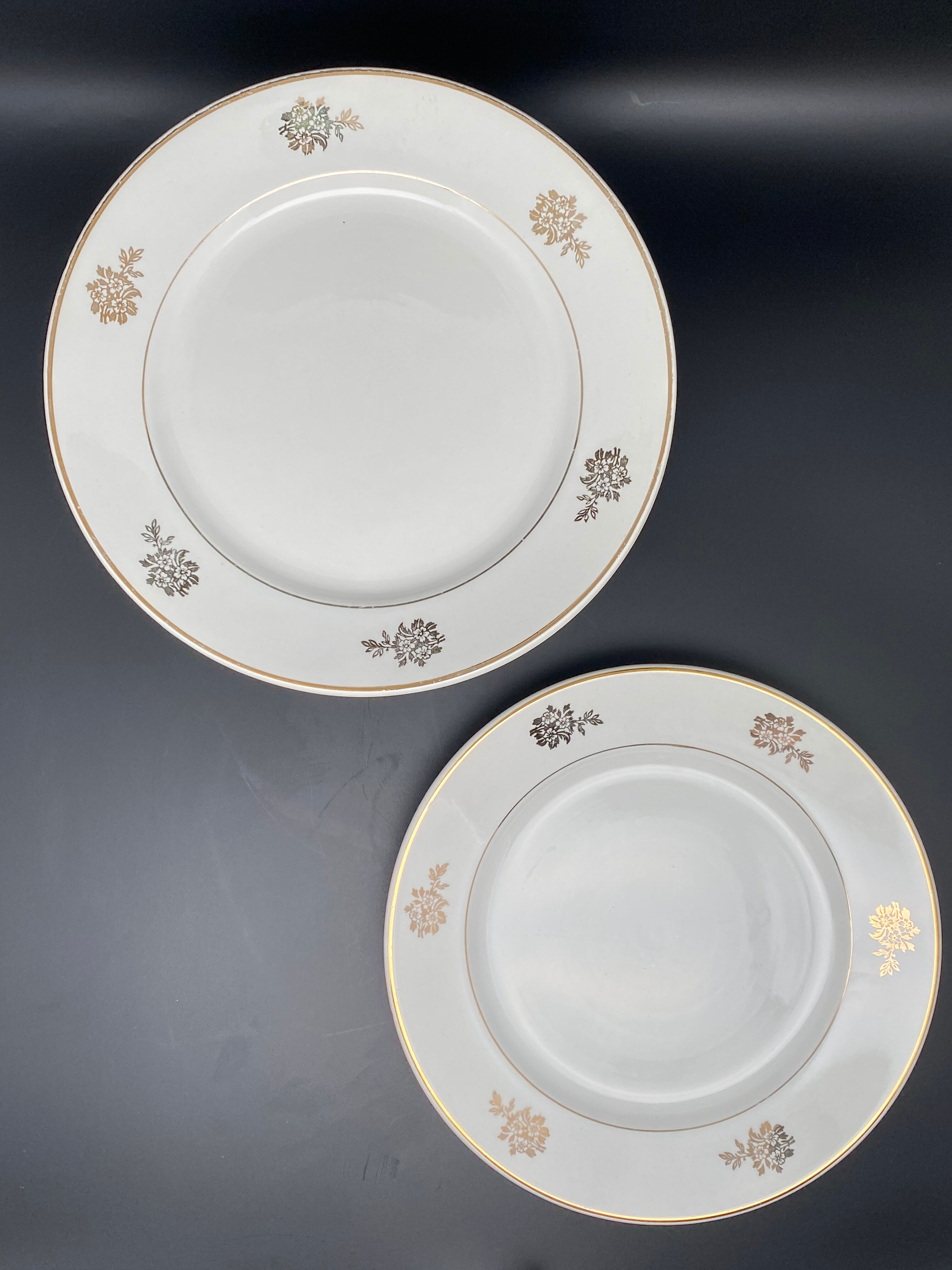 Plates with flowers and silver edging