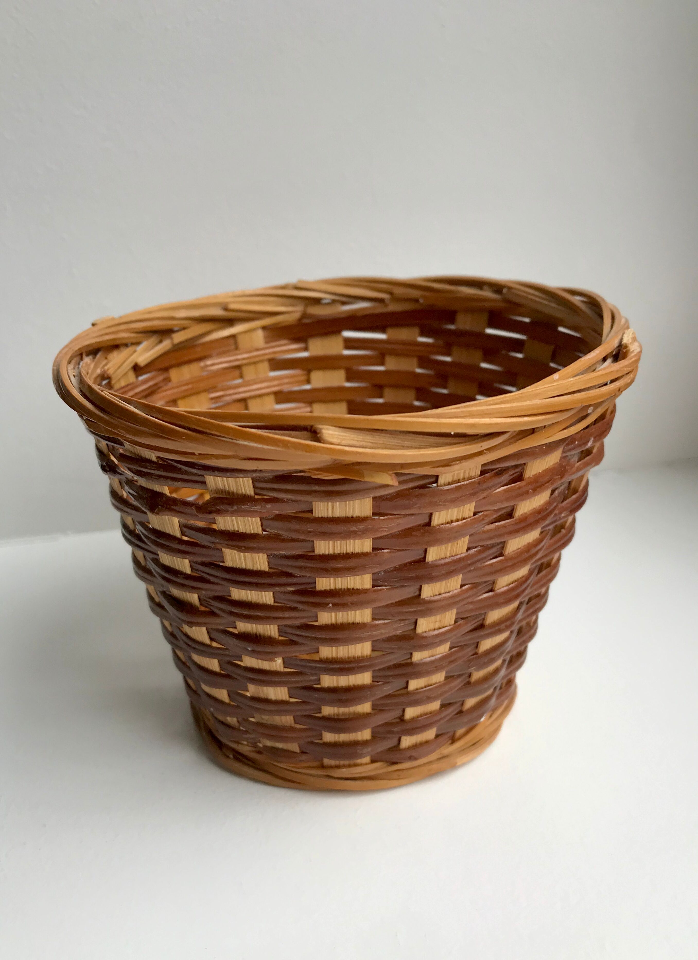 Rattan pot cover & wicker plants 70s